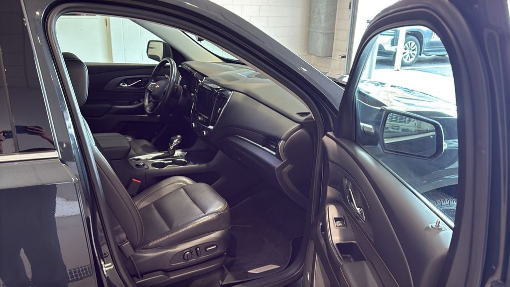 2021 Chevrolet Traverse Premier