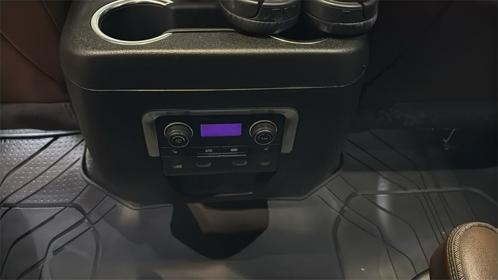 2022 Chevrolet Suburban High Country