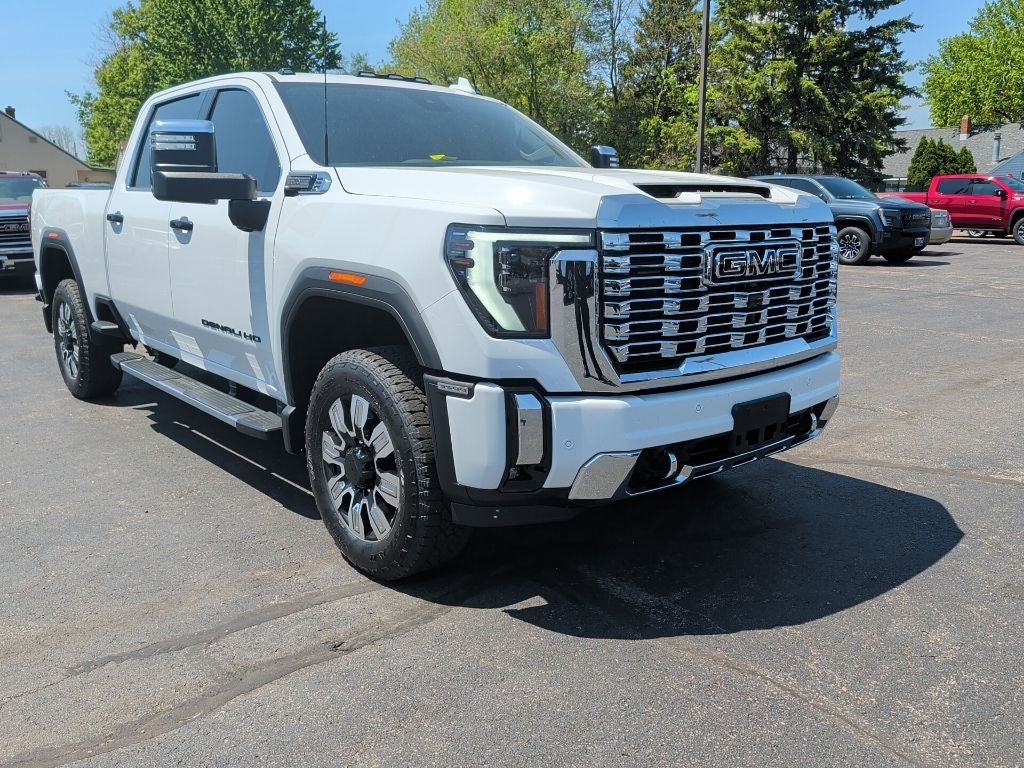 2025 GMC Sierra 3500HD Denali