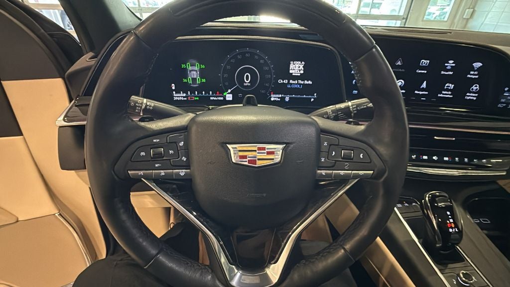 2023 Cadillac Escalade ESV Premium