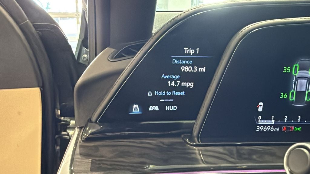 2023 Cadillac Escalade ESV Premium