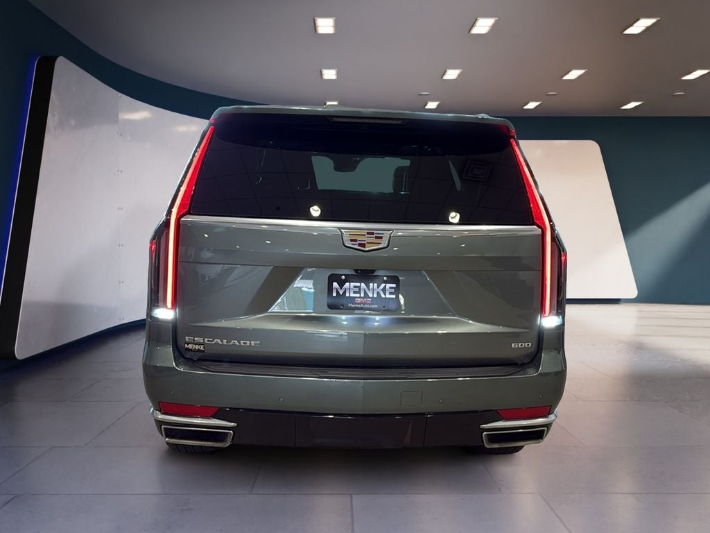 2023 Cadillac Escalade ESV Premium