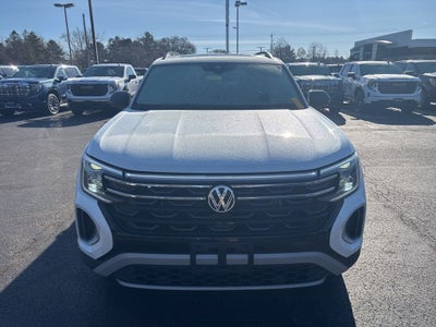 2024 Volkswagen Atlas 2.0T Peak Edition SEL
