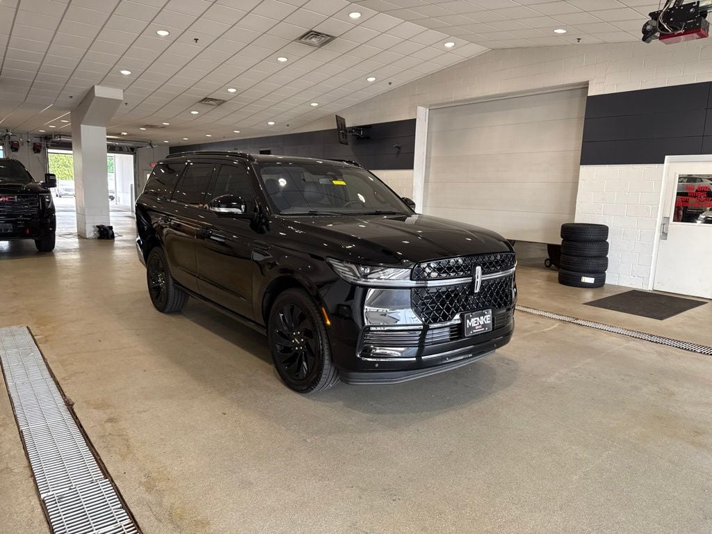 2025 Lincoln Navigator Reserve