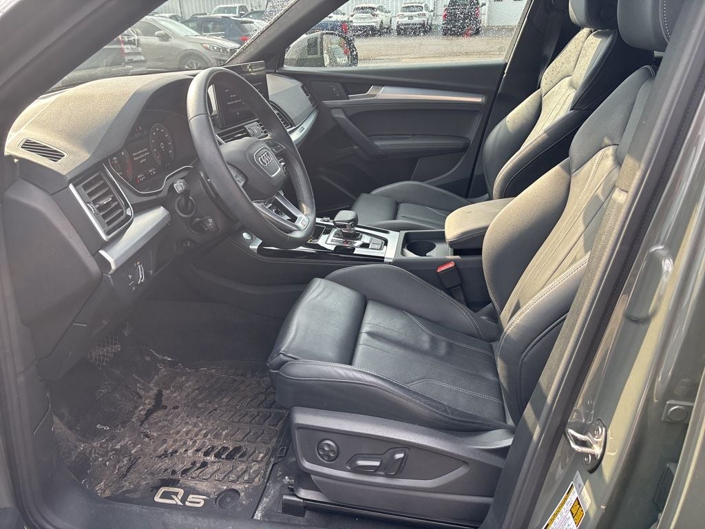 2024 Audi Q5 45 S line Premium quattro