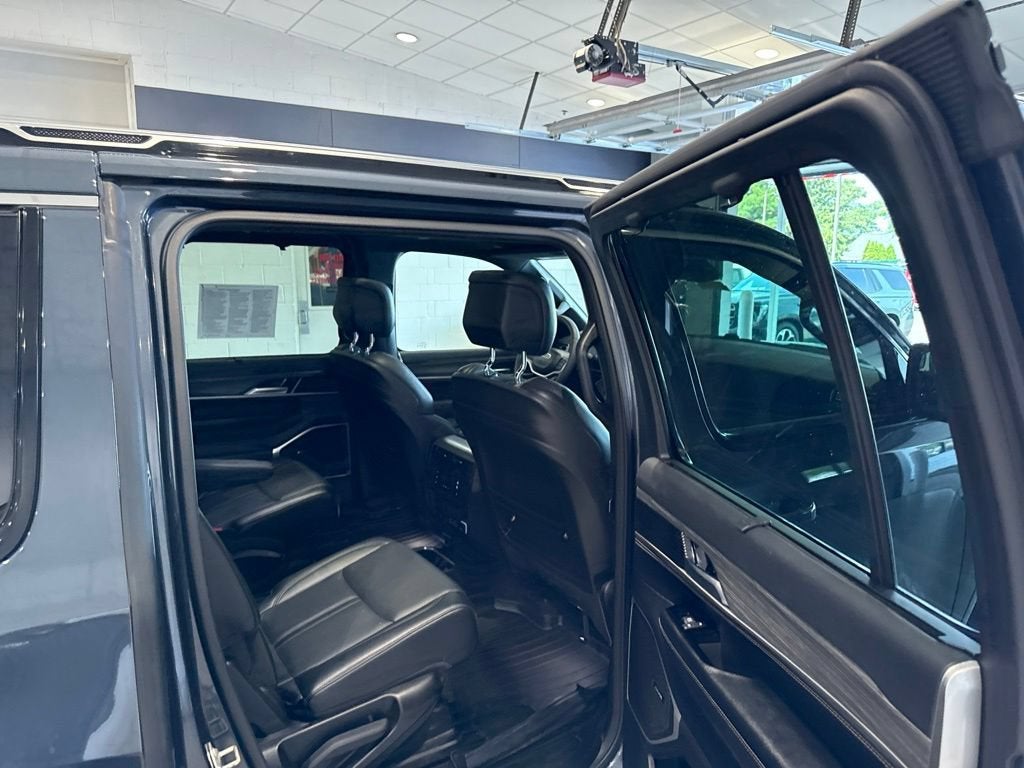 2024 Jeep Wagoneer Series II