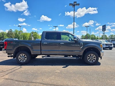 2017 Ford Super Duty F-350 SRW Platinum