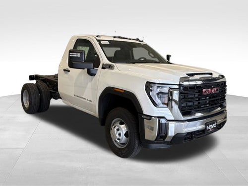 2026 GMC Sierra 3500 HD Chassis Cab Pro
