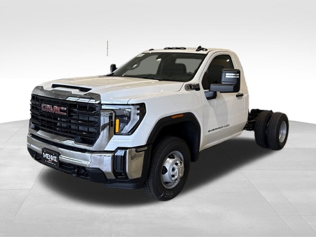 2026 GMC Sierra 3500 HD Chassis Cab Pro