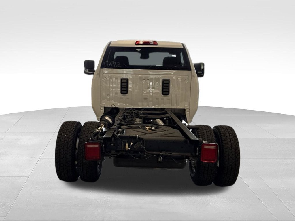 2026 GMC Sierra 3500 HD Chassis Cab Pro