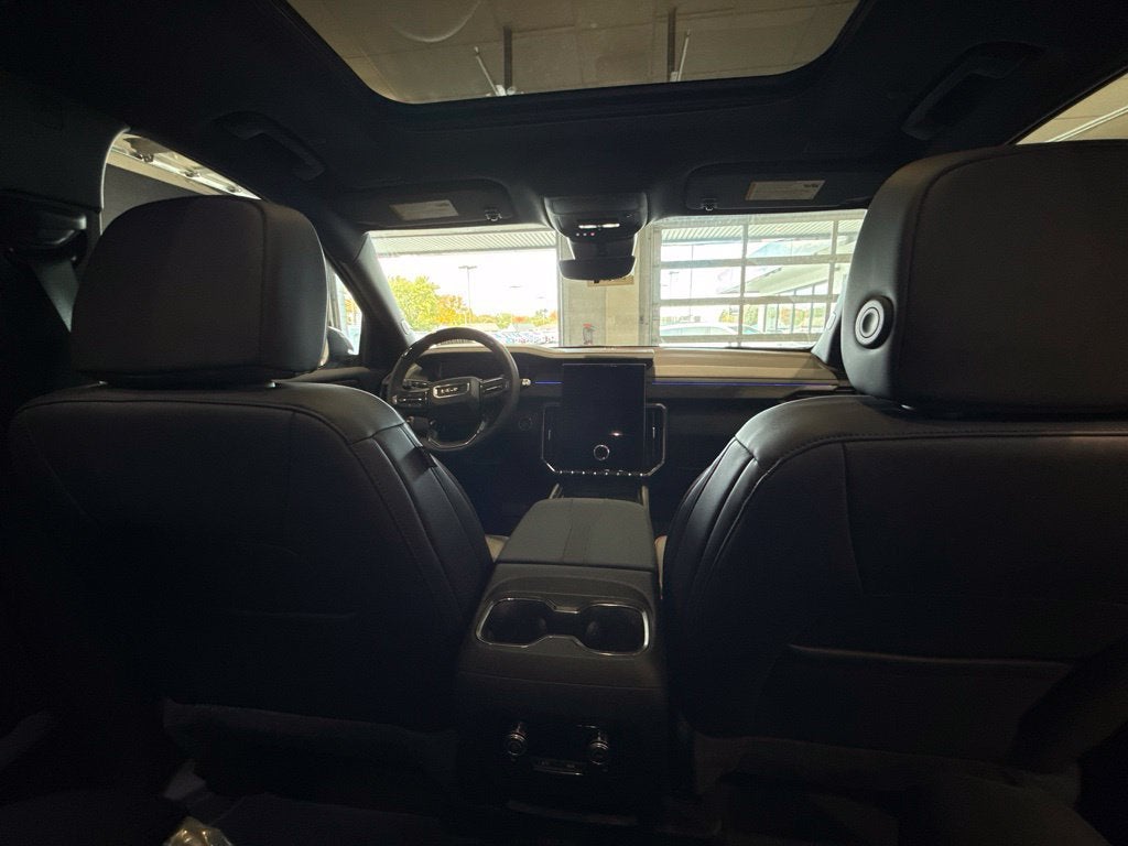 2027 GMC Acadia AT4