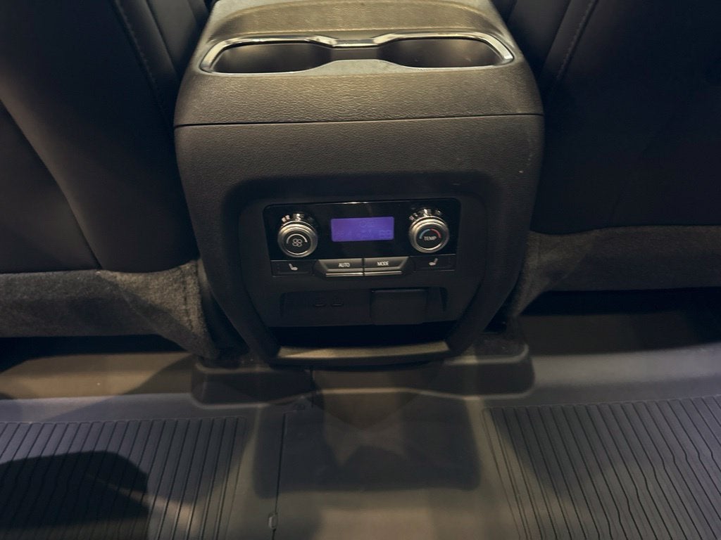 2027 GMC Acadia AT4