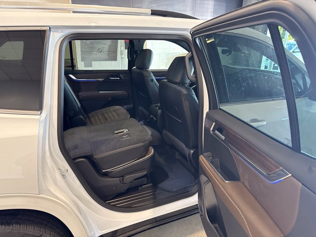 2027 GMC Acadia Denali Ultimate