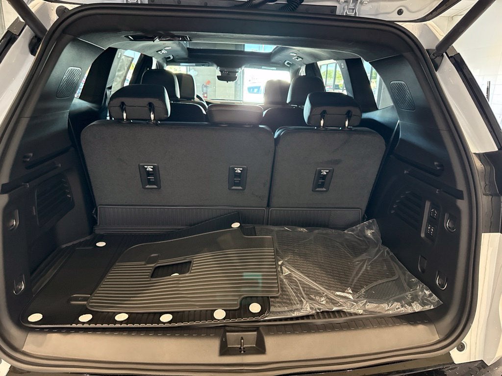 2027 GMC Acadia Denali Ultimate