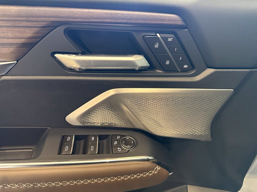 2027 GMC Acadia Denali Ultimate