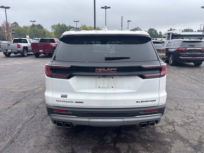 2024 GMC Acadia Elevation