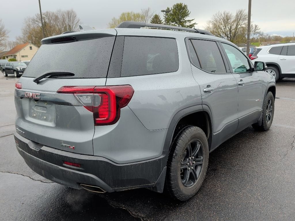 2023 GMC Acadia AT4