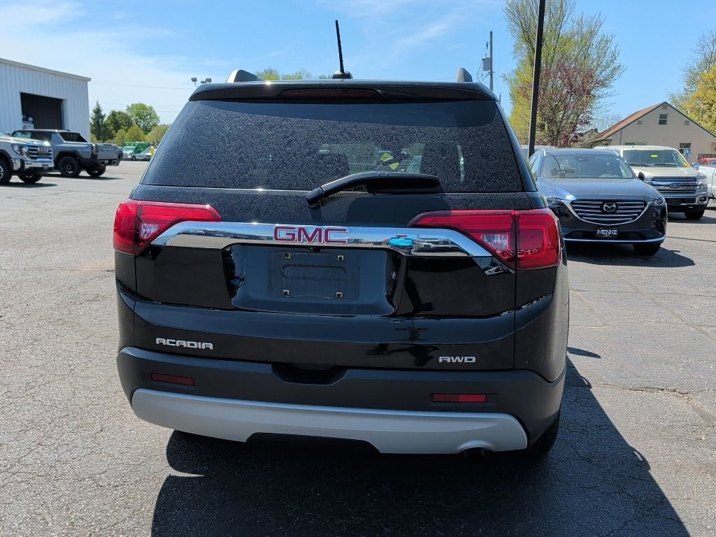 2017 GMC Acadia SLE