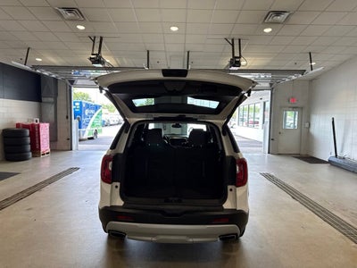 2021 GMC Acadia SLT