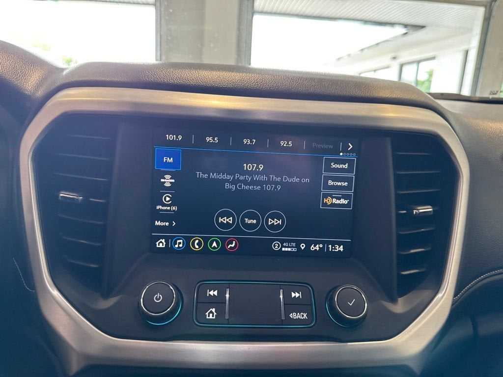 2021 GMC Acadia SLT