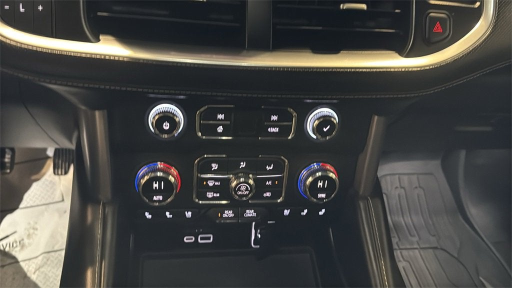 2021 GMC Yukon XL SLT