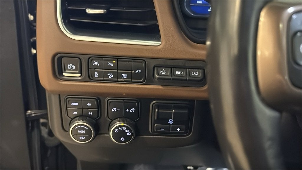 2022 Chevrolet Suburban High Country