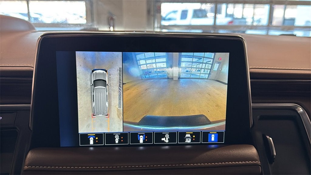 2022 Chevrolet Suburban High Country