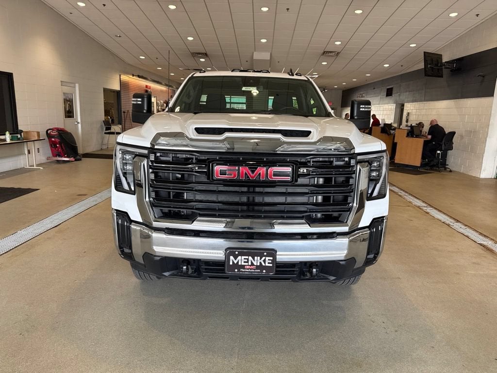2026 GMC Sierra 3500 HD Pro DRW