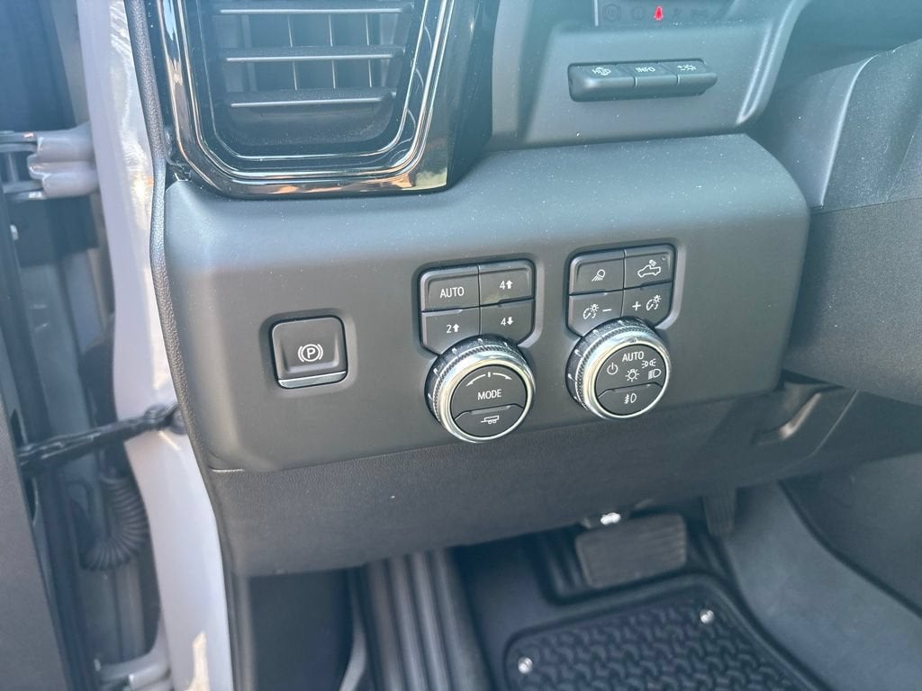 2024 GMC Sierra 2500 HD AT4