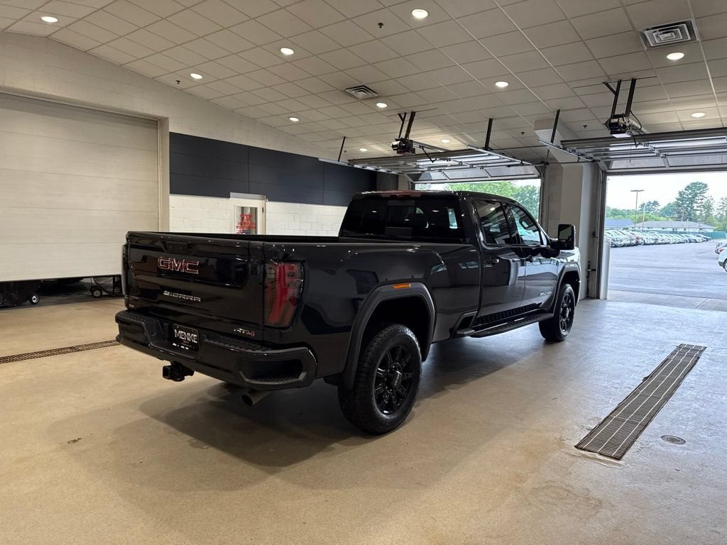 2024 GMC Sierra 3500 HD AT4