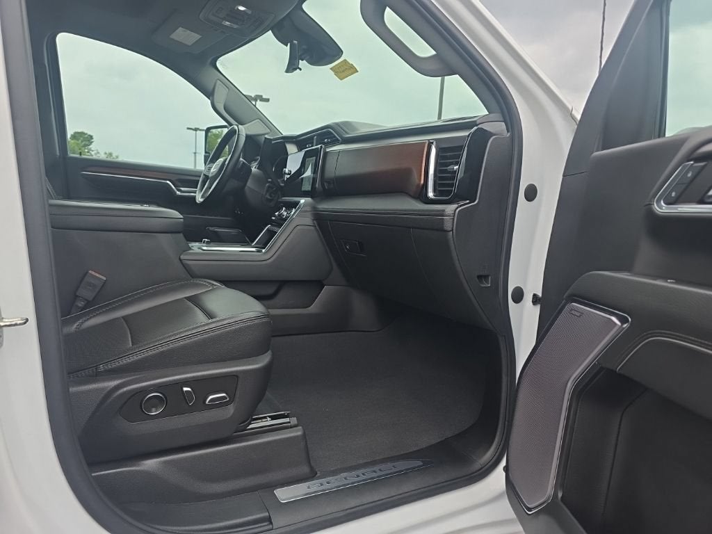 2024 GMC Sierra 3500 HD Denali