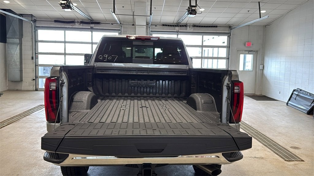 2026 GMC Sierra 3500 HD SLT