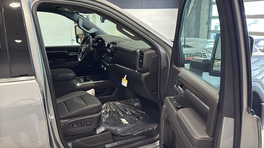 2026 GMC Sierra 3500 HD SLT DRW