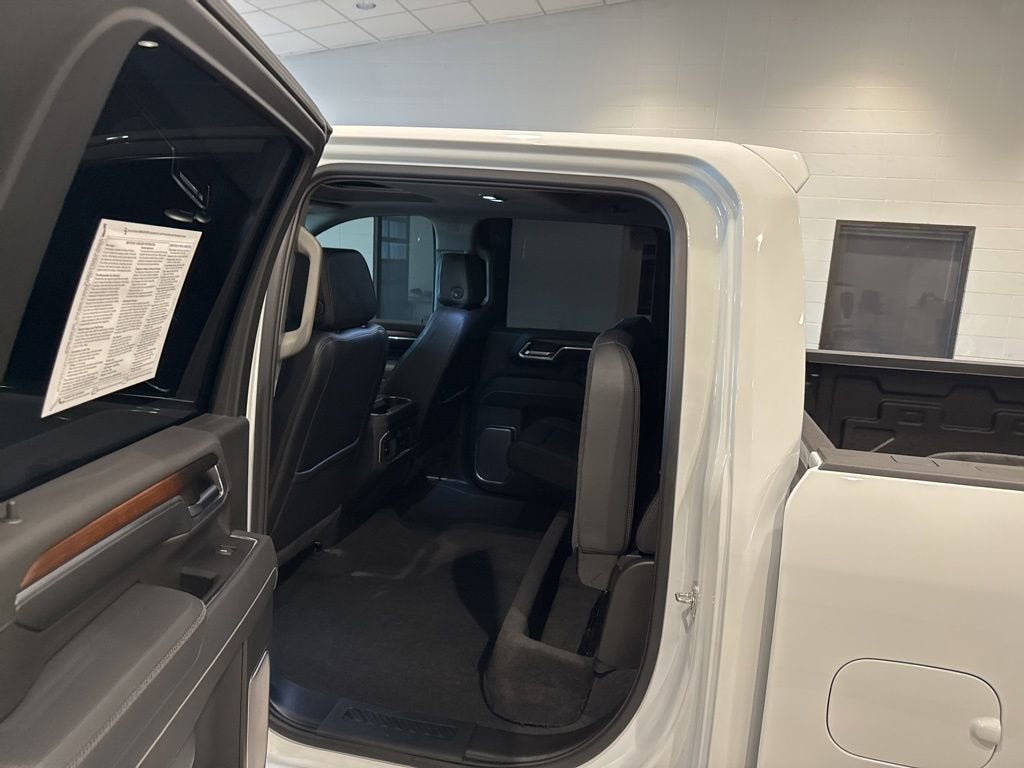 2025 GMC Sierra 3500 HD Denali