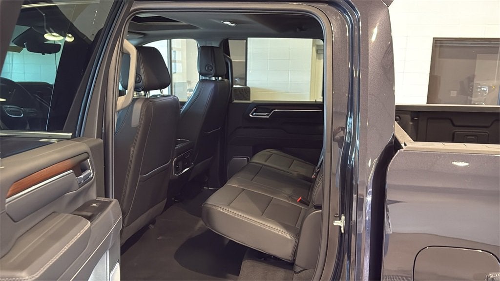 2025 GMC Sierra 3500 HD Denali