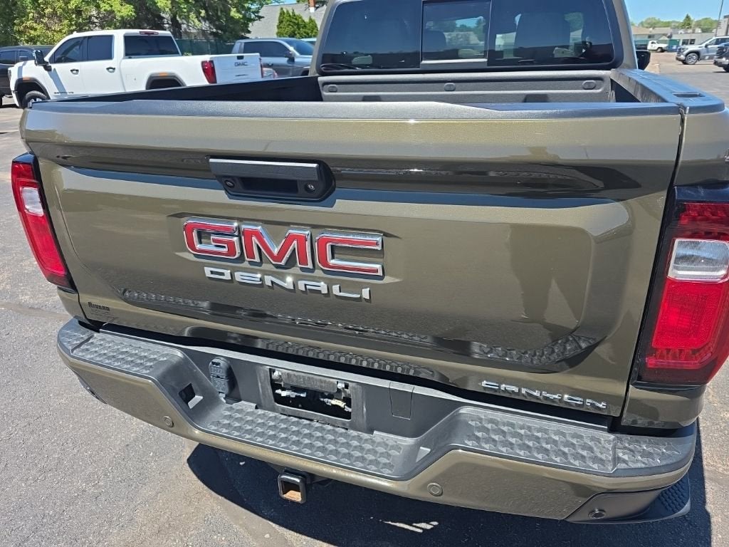 2023 GMC Canyon Denali
