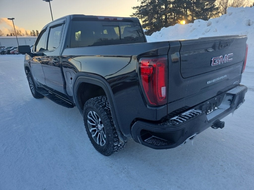 2022 GMC Sierra 1500 AT4