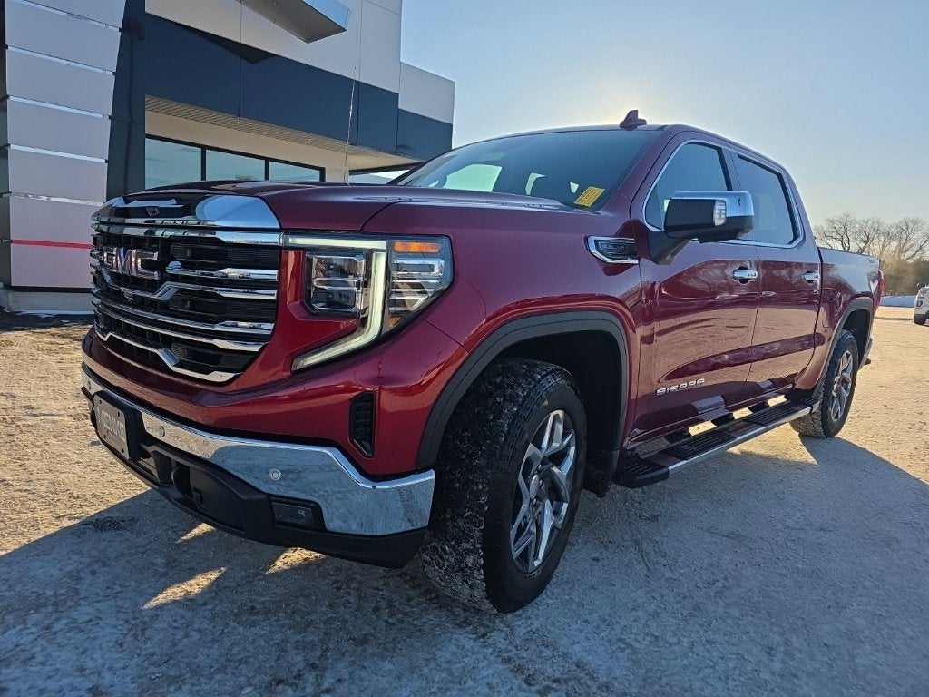 2024 GMC Sierra 1500 SLT