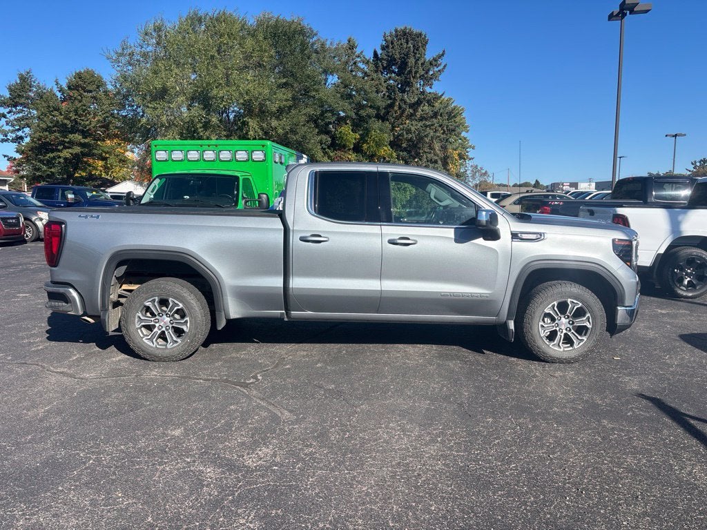 2023 GMC Sierra 1500 SLE