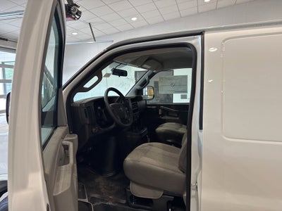 2025 GMC Savana Cargo 2500 Work Van