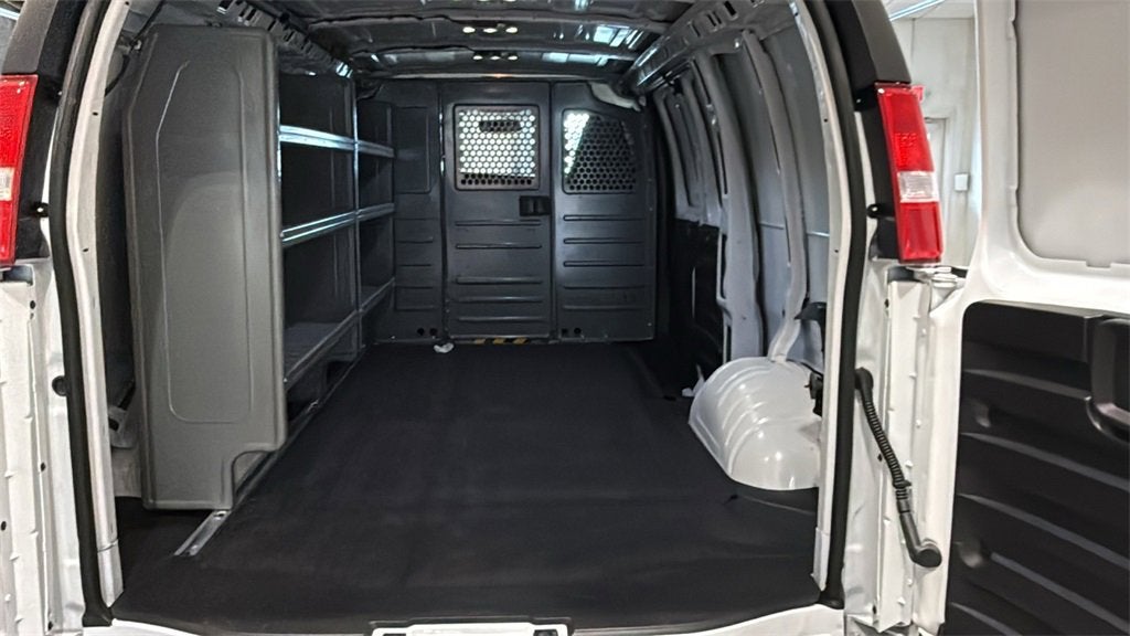 2025 GMC Savana Cargo 3500 Work Van