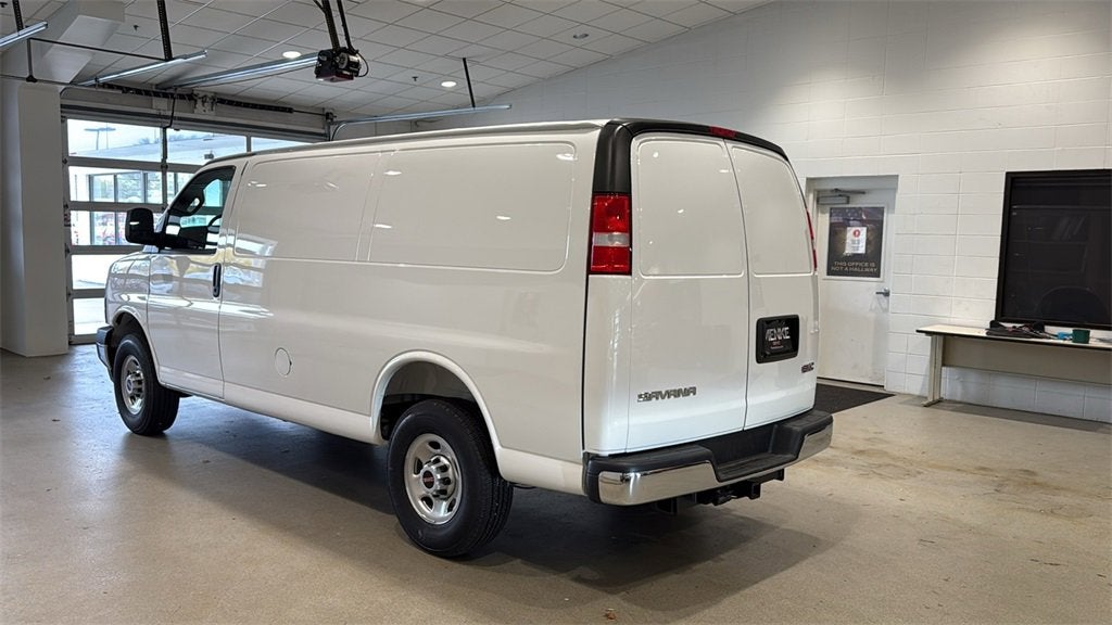 2025 GMC Savana Cargo 3500 Work Van