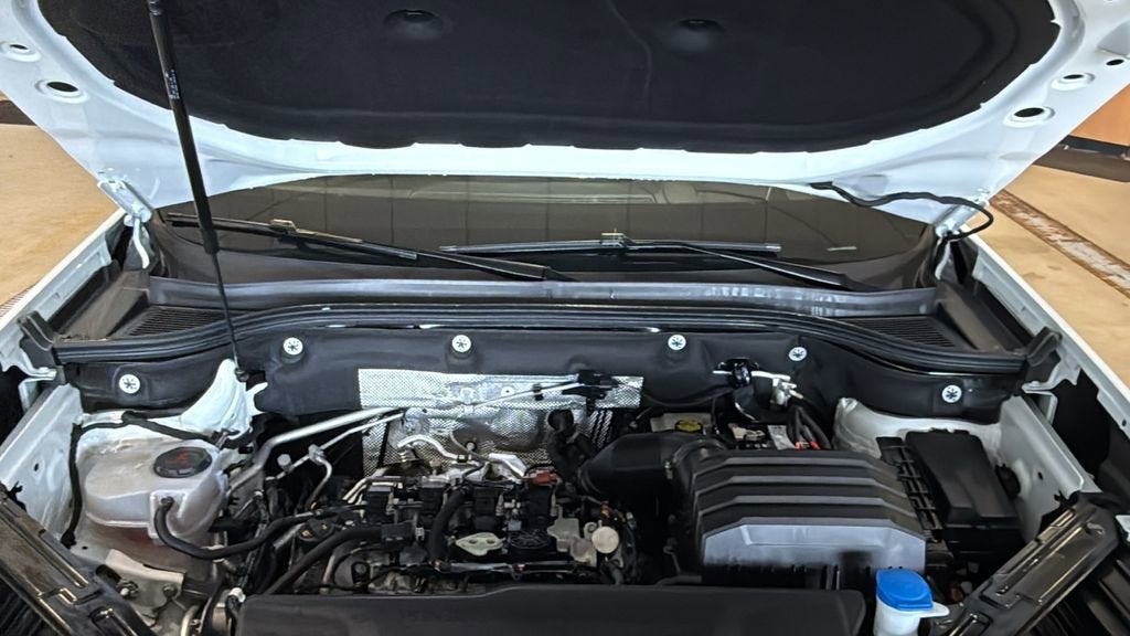 2024 Volkswagen Atlas 2.0T Peak Edition SEL