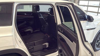 2024 Volkswagen Atlas 2.0T Peak Edition SEL