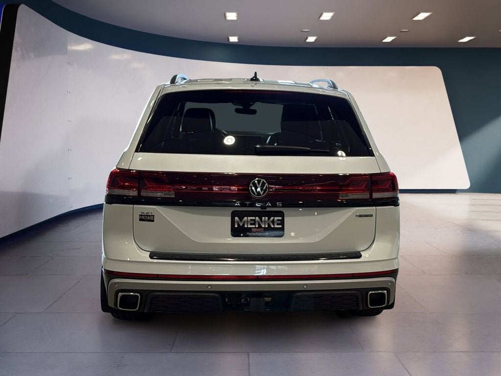 2024 Volkswagen Atlas 2.0T Peak Edition SEL
