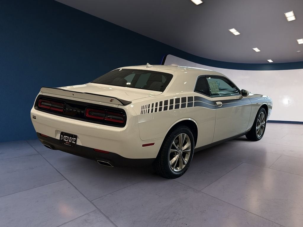 2020 Dodge Challenger SXT
