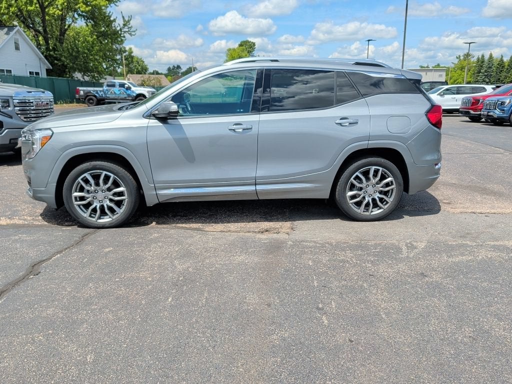 2023 GMC Terrain Denali