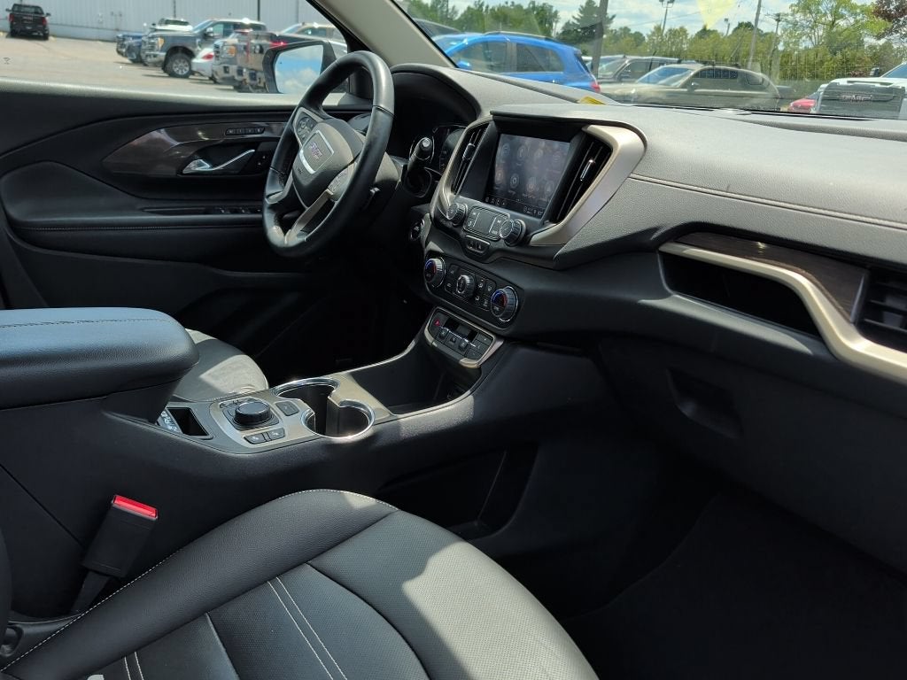 2023 GMC Terrain Denali
