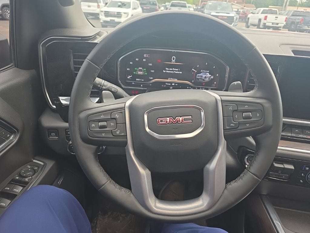 2024 GMC Sierra 1500 SLT