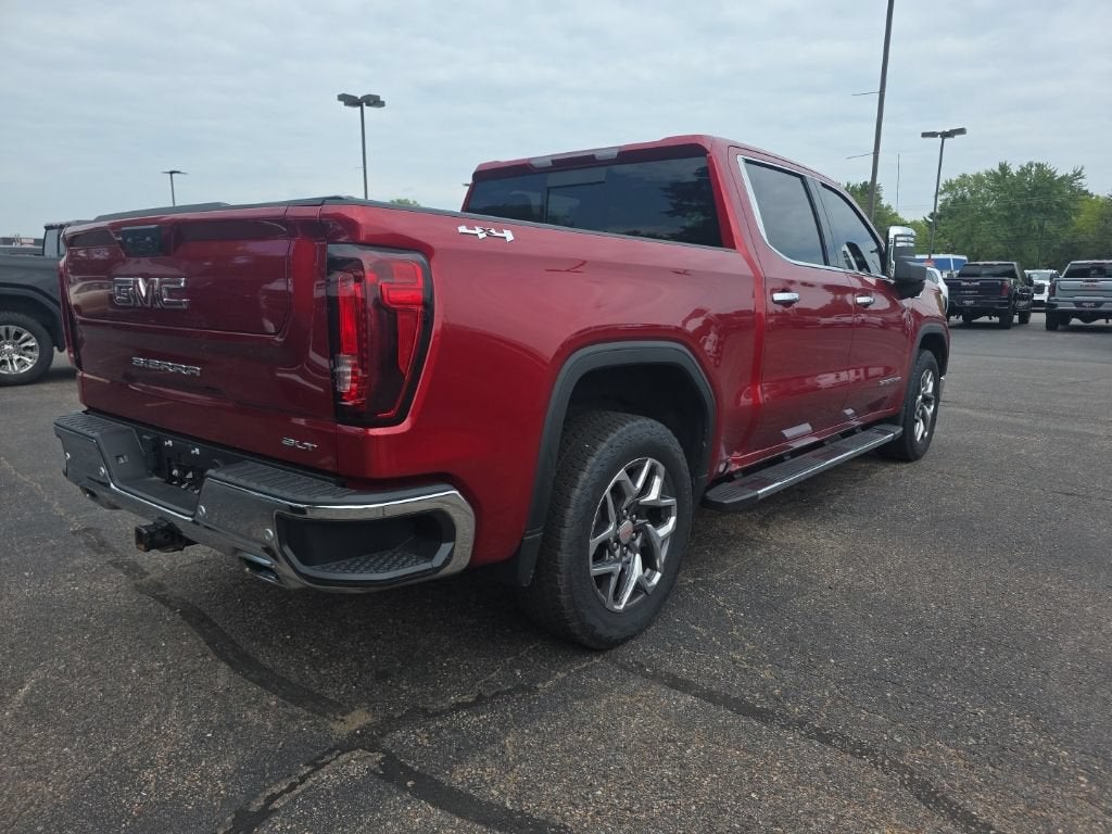 2024 GMC Sierra 1500 SLT